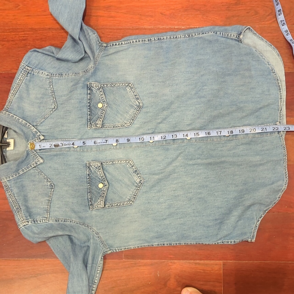 GAP Light Wash Denim Button-Down Shirt - Picture 9 of 9